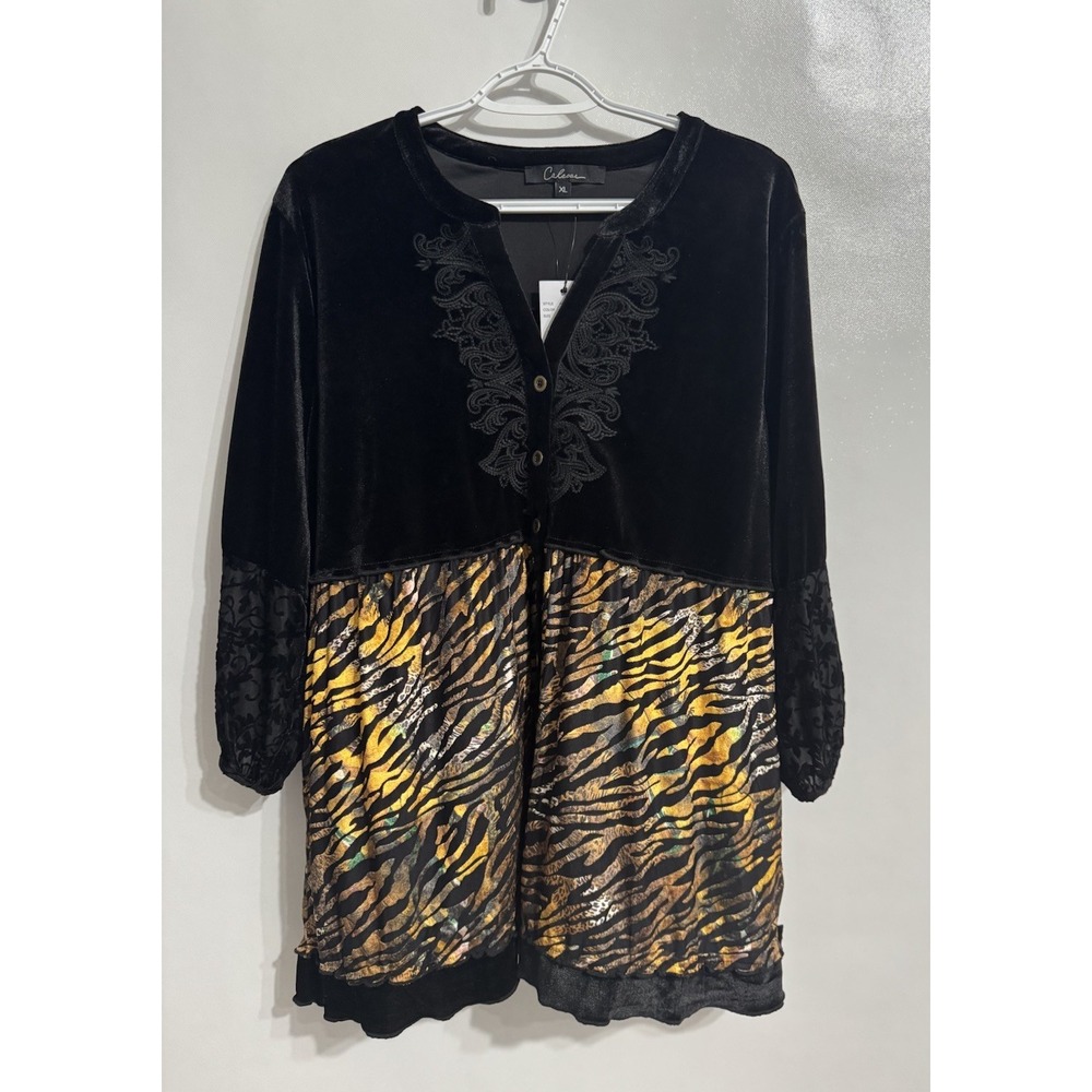 Calessa XL Womens Blouse Black Velvet Animal Print Embroidered Top NWT $79